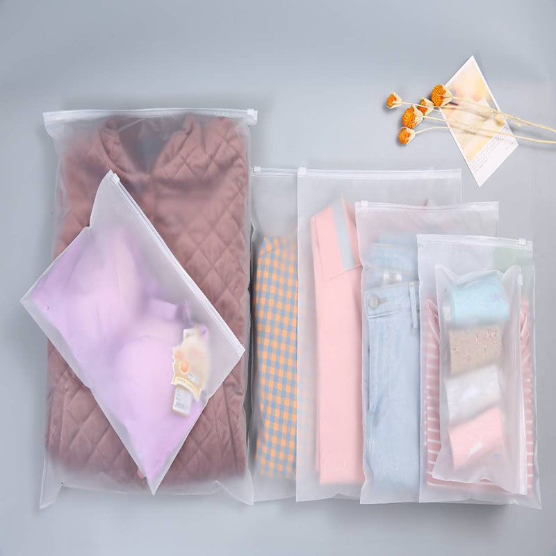 Produção de bolsas para todos os produtos que exigem embalagem, como roupas e cosméticos, embalagens eletrônicas para presentes, etc.